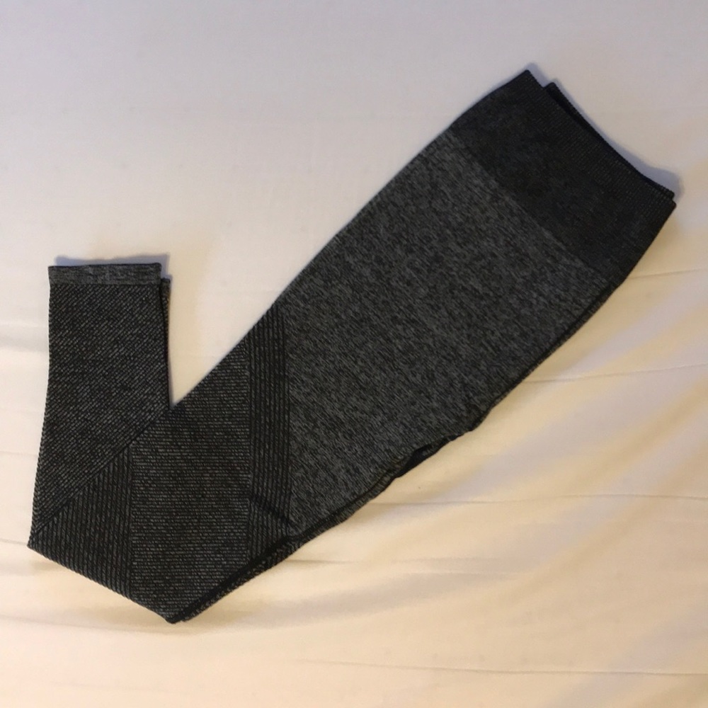 Fabletics textured leggings